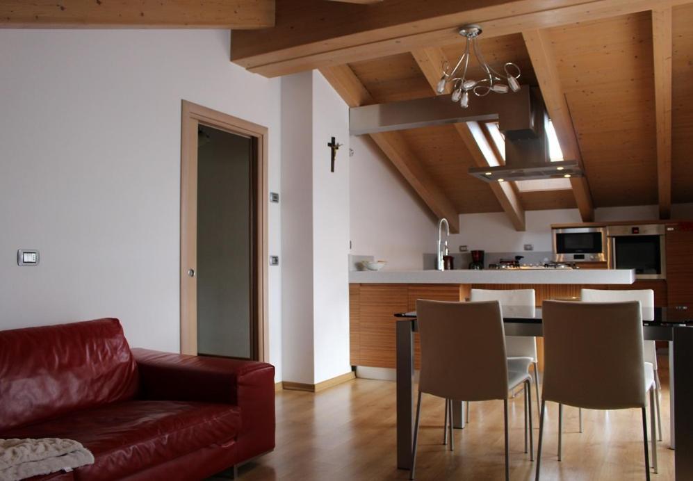 Rafael Wellness Apartment Лівіньо Екстер'єр фото